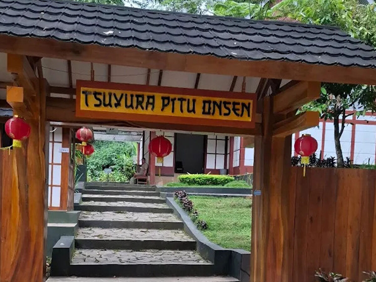 Tyusura Pitu Onsen Baturraden
